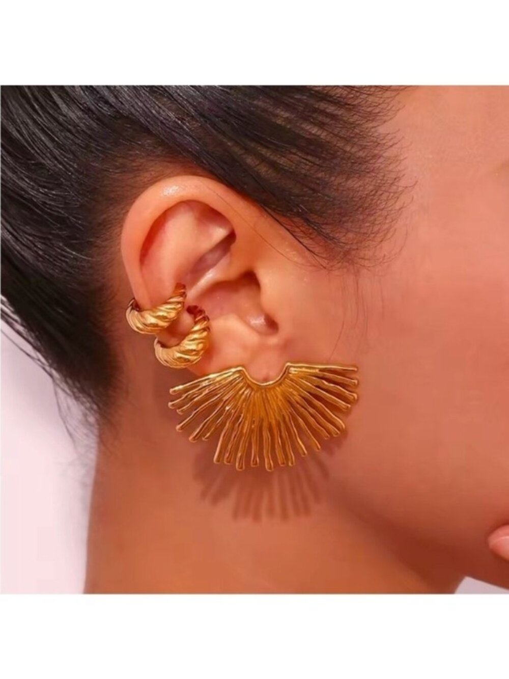 18K Gold Modern Sculptural Sunburst Earrings